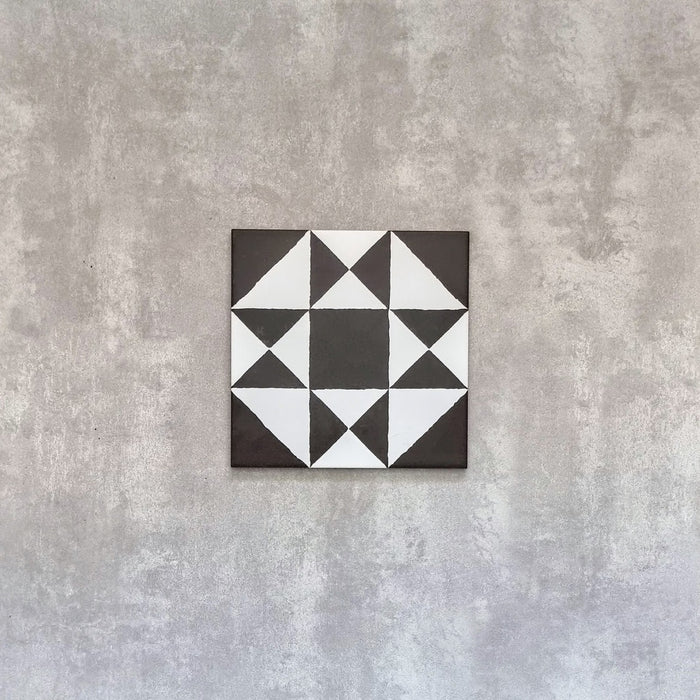 FULL TILE SAMPLE Richmond Decor Black Manor 20cm x 20cm