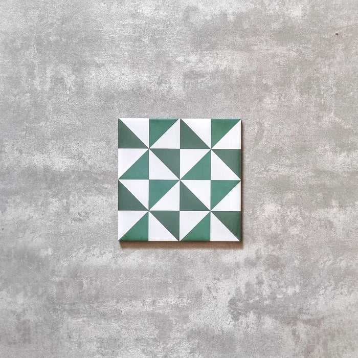 FULL TILE SAMPLE Harlequin Green 20cm x 20cm