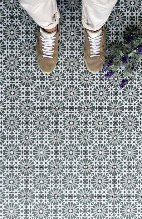 FULL TILE SAMPLE Fez MINI Orchid Crystal Glaze 15cm x 15cm