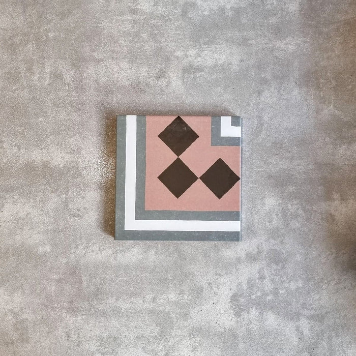 Farnham MINI Manor CORNER Tiles 15cm x 15cm